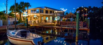 Bayview Plaza Waterfront Resort