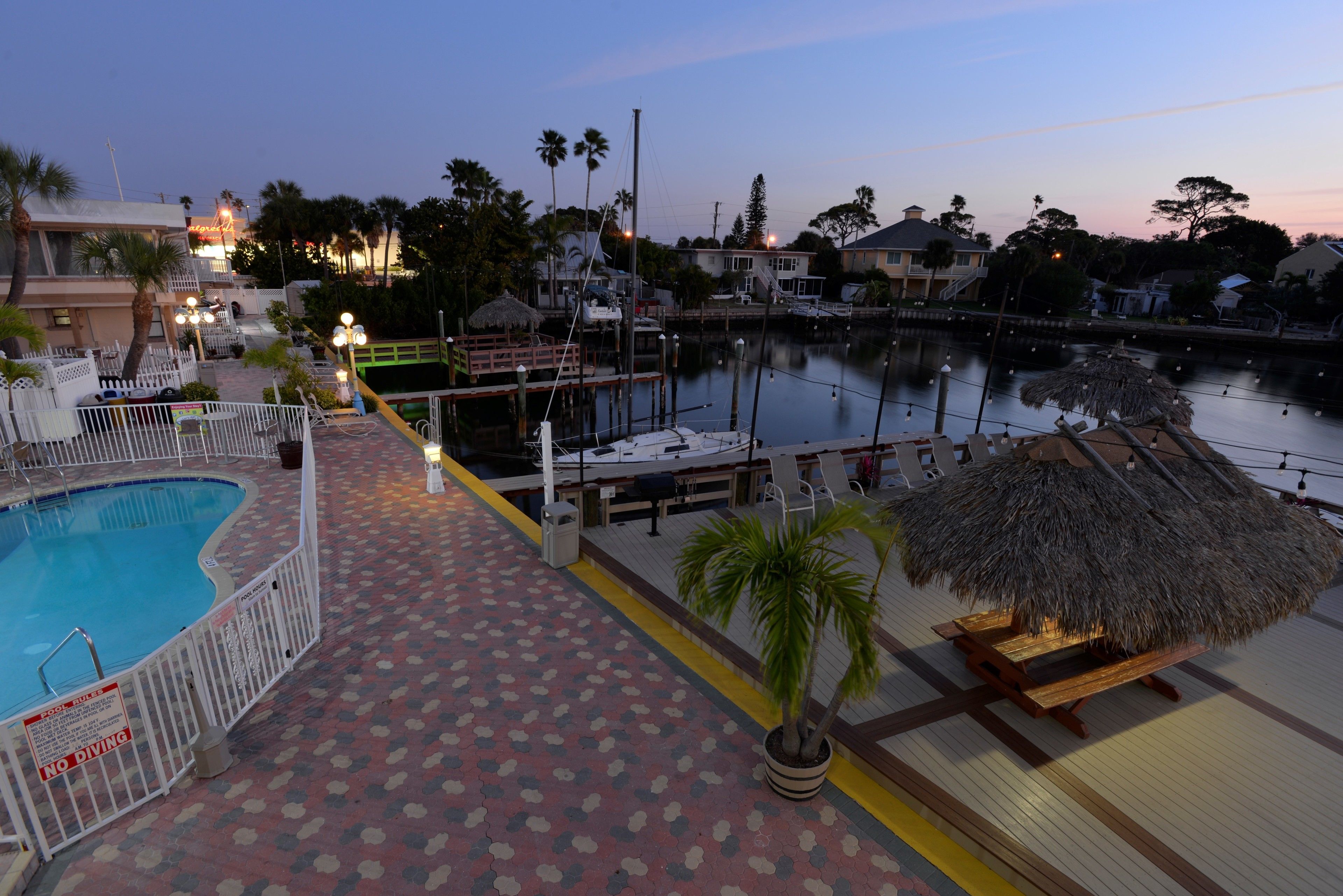 Photo - Bayview Plaza Waterfront Resort