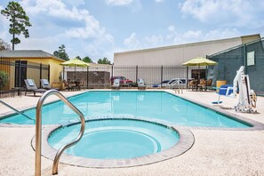 Outdoor pool, open 6:00 AM to 9:30 PM, pool umbrellas, sun loungers