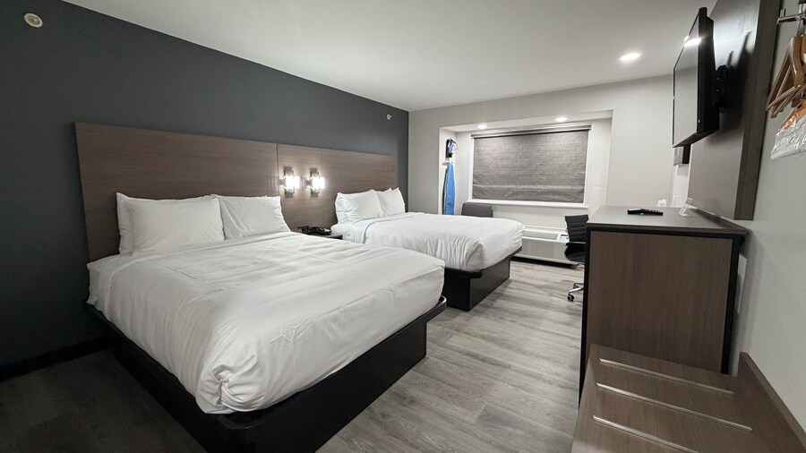 Quality Inn & Suites Fort Worth North - Haltom City