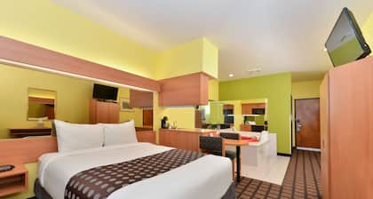 Microtel Inn & Suites by Wyndham Ft. Worth North/At Fossil