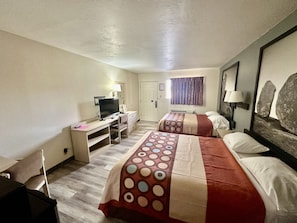 Room, 2 Queen Beds, Accessible, Non Smoking (Mobility,Hearing,Roll-In Shower)