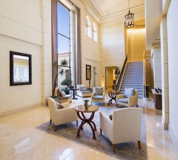 Couples treatment rooms, sauna, hot tub, steam room, body treatments at Hilton Lake Las Vegas Resort and Spa