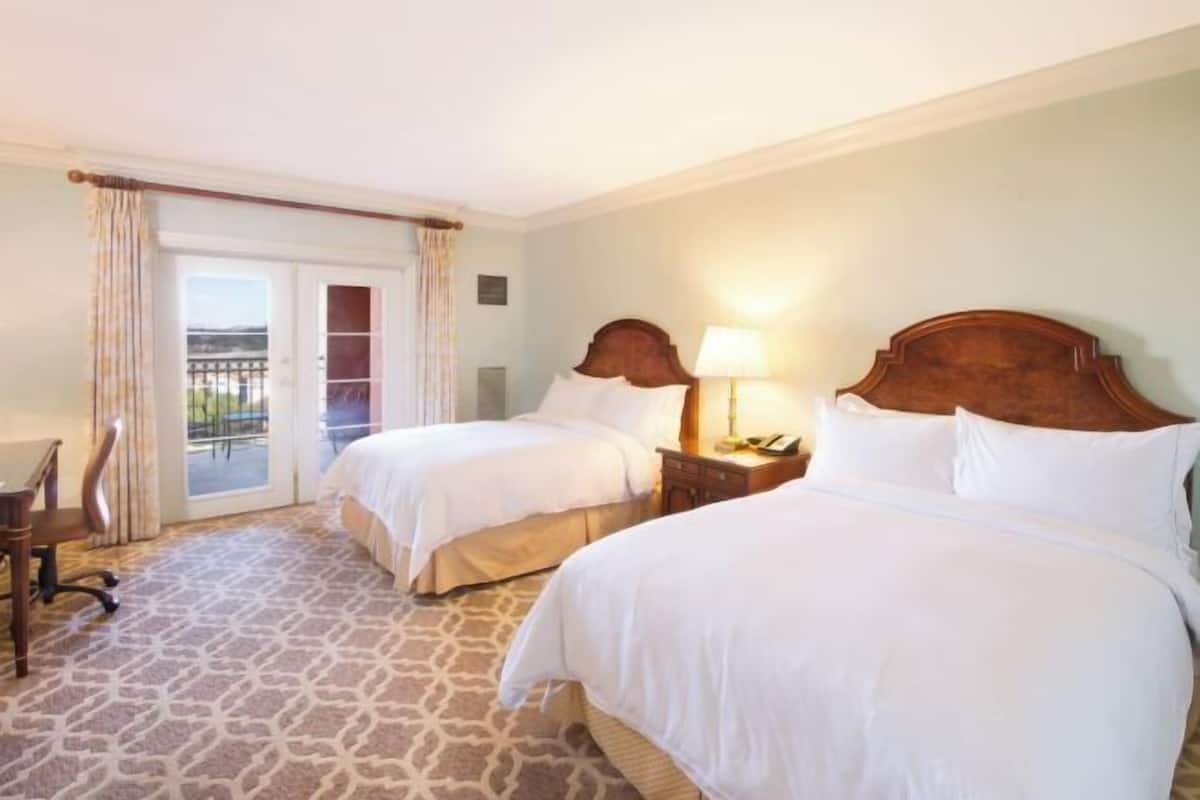 1 bedroom, premium bedding, pillowtop beds, in-room safe