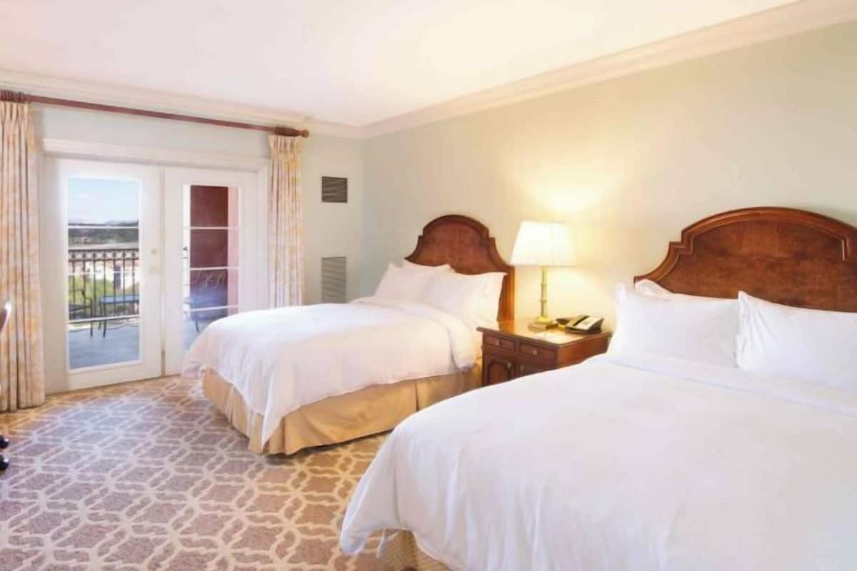 1 bedroom, premium bedding, pillowtop beds, in-room safe