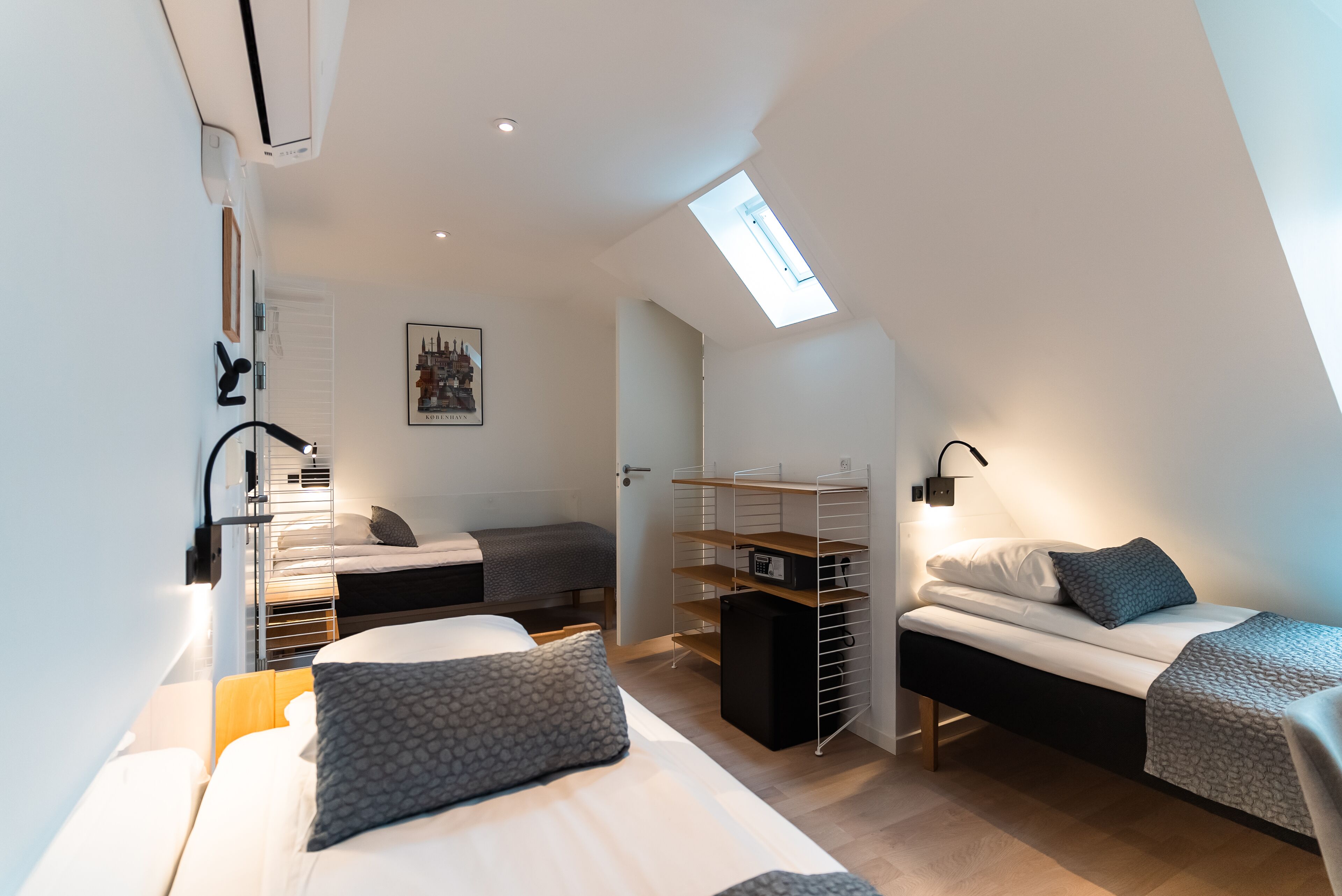 standard triple room, non smoking, refrigerator | 1 bedroom, in-room safe, desk, laptop workspace