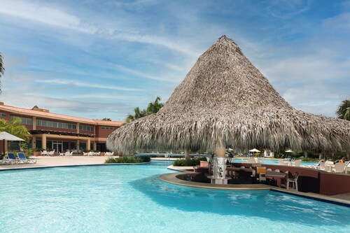 Hodelpa Garden Suites Golf & Convention Center