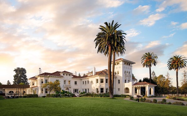 Exterior - Hayes Mansion, San Jose - Curio Collection by Hilton (San Jose)