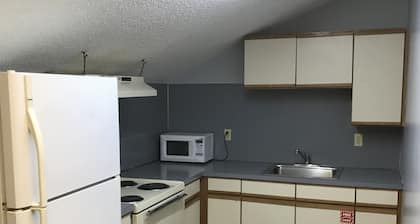 AmeriVu Inn & Suites