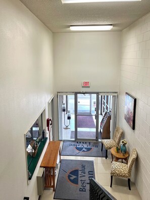 Lobby - Americas Best Value Inn Laramie (Laramie)