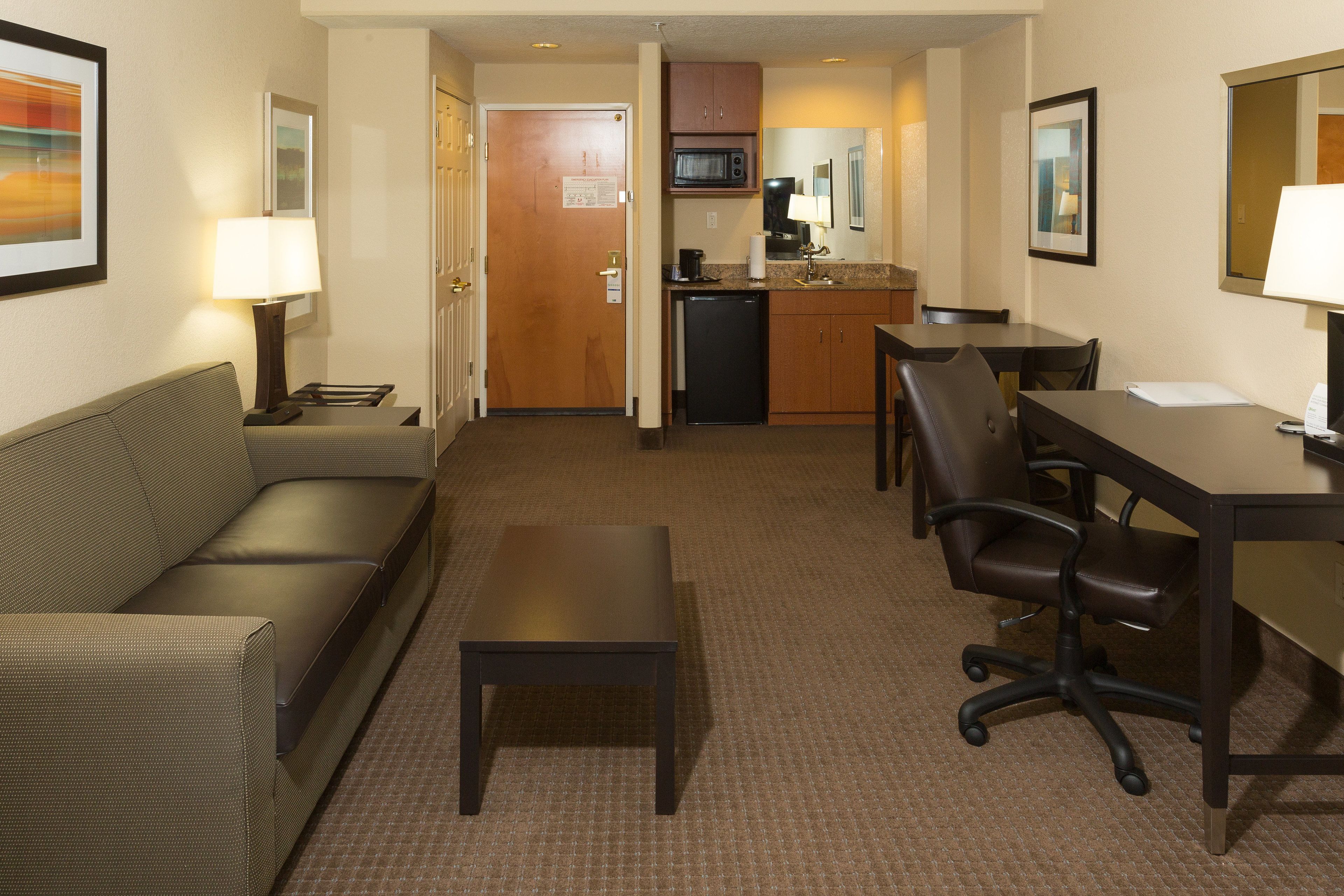 Photo - Holiday Inn Express  & Suites Jacksonville Airport