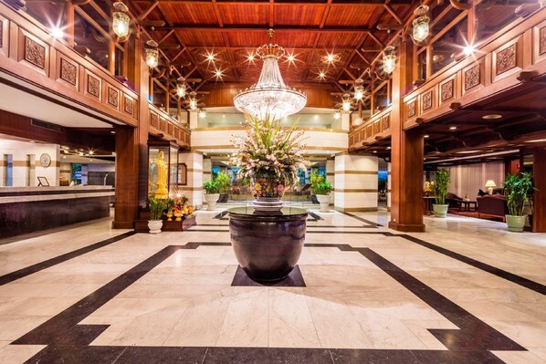 Lobby - Bangkok Palace Hotel (Bangkok)