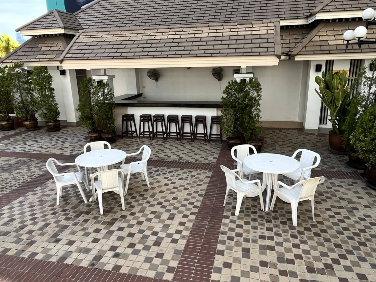 Photo - Bangkok Palace Hotel