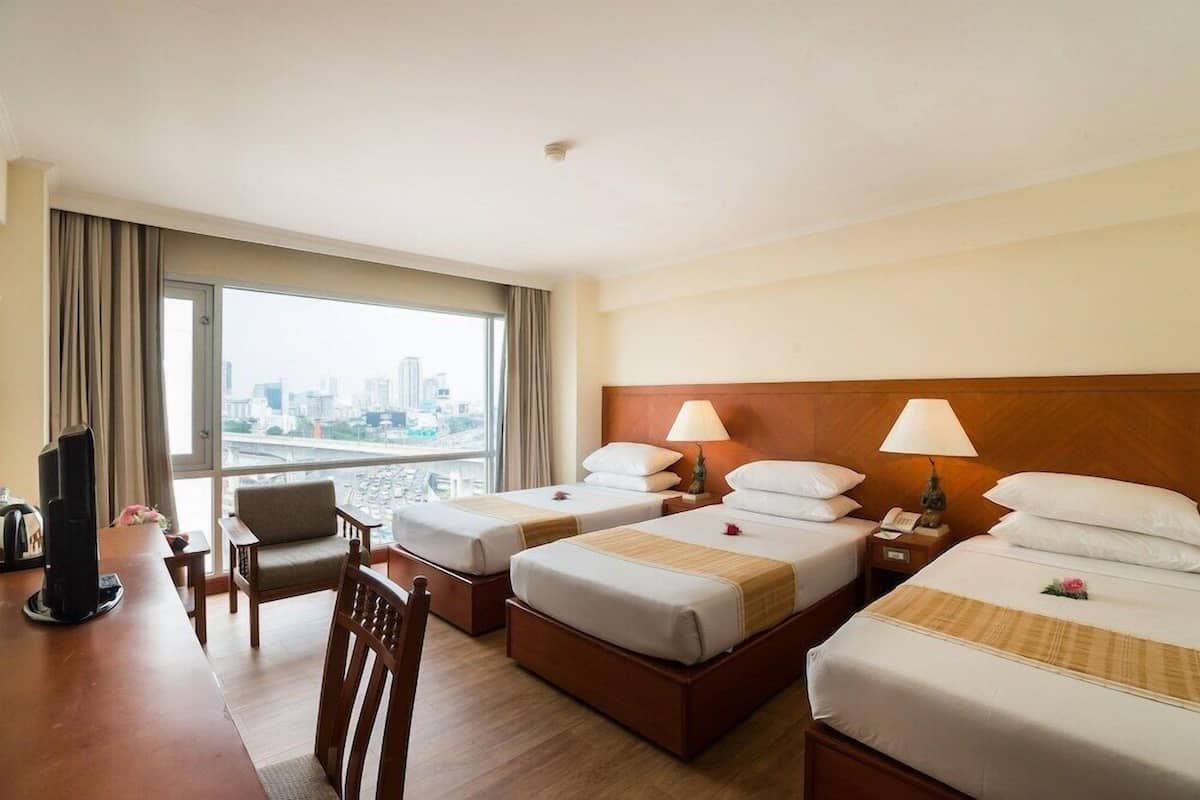In-room safe, desk, free WiFi, bed sheets