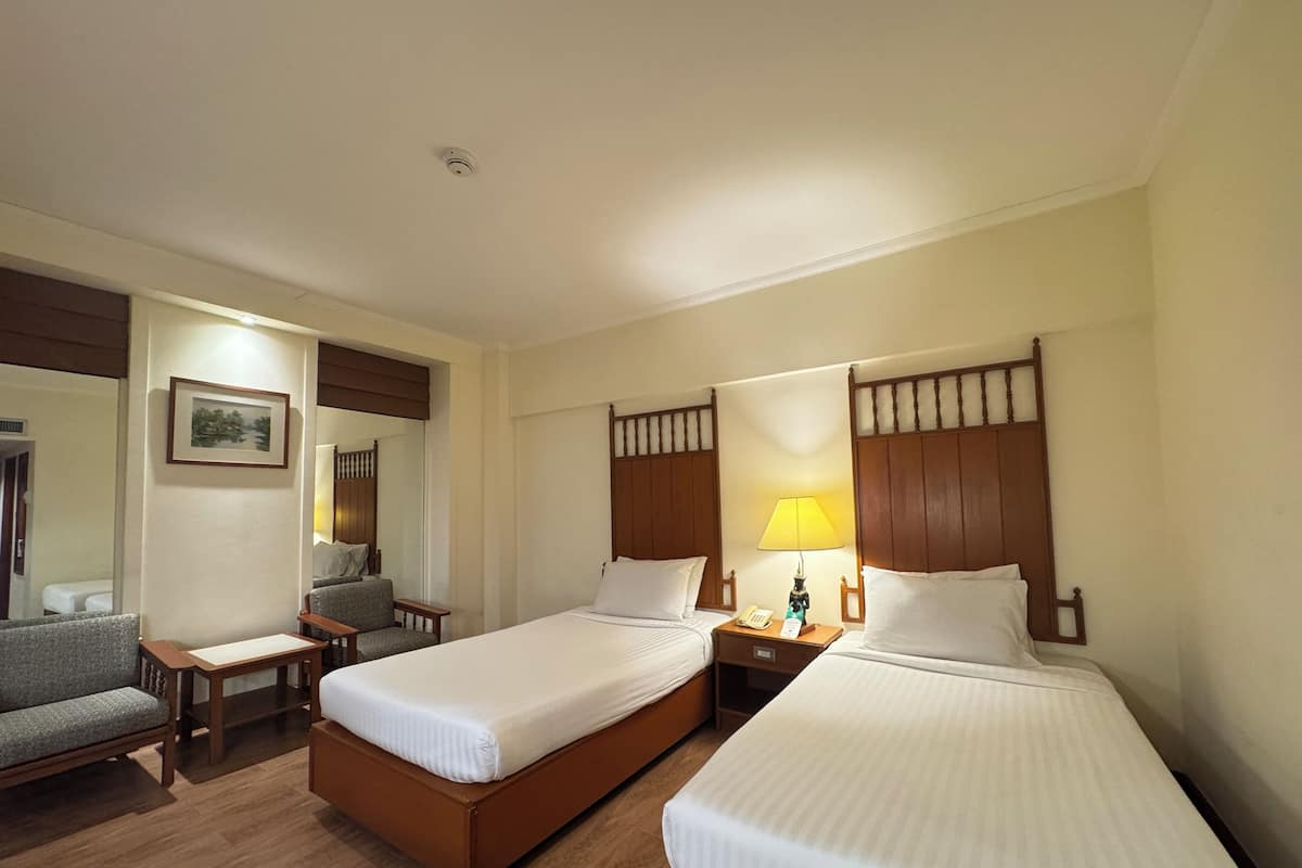 Classic Room (Limited View)