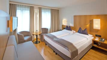 Dreibettzimmer, Nichtraucher, allergikerfreundlich | Allergikerbettwaren, Minibar, Zimmersafe, Verdunkelungsvorhänge