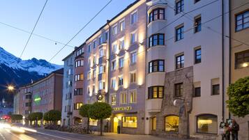 Front of property - evening/night
