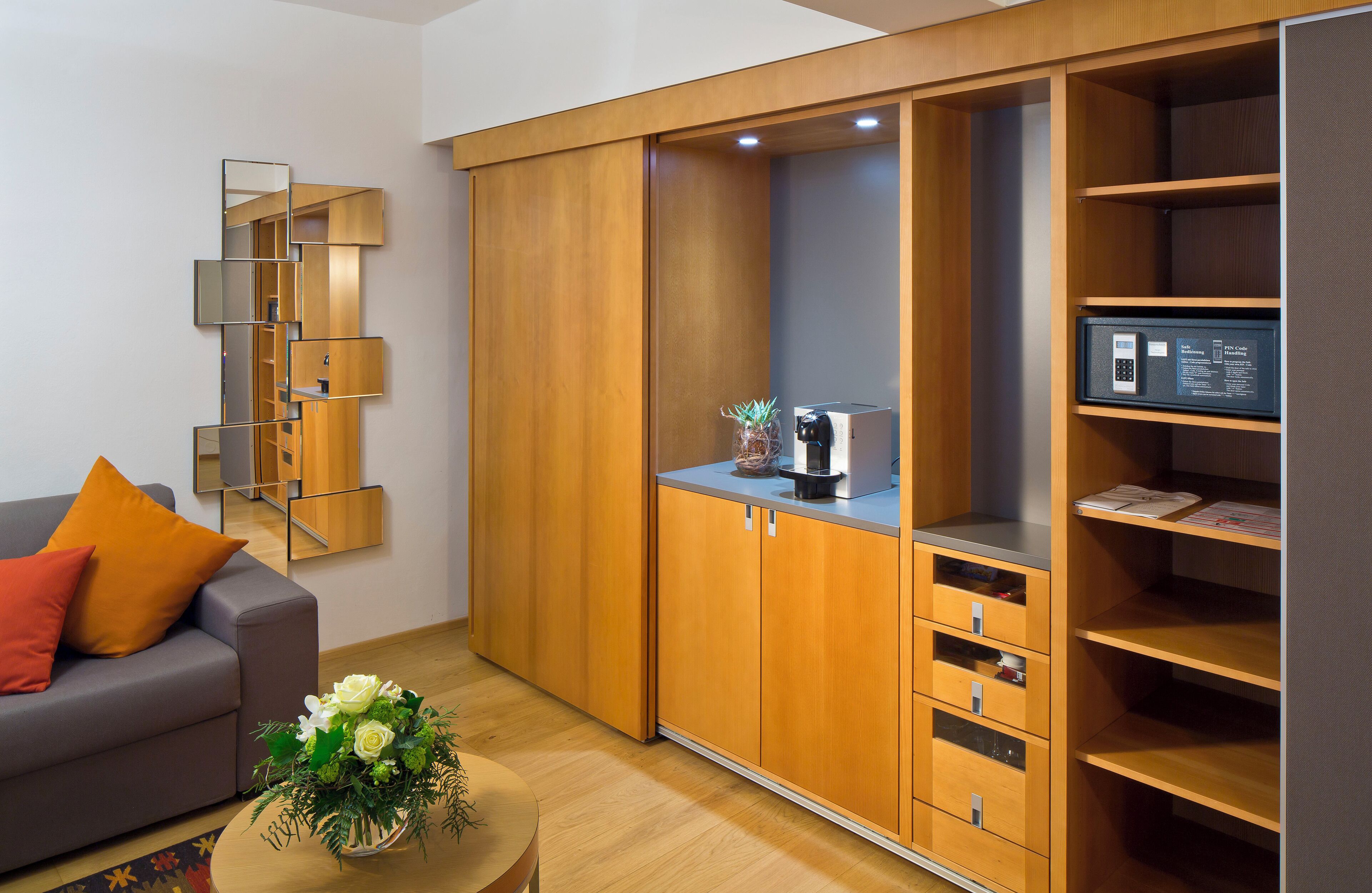 suite maximilian with 2 bathrooms | living area | 32-inch flat-screen tv with satellite channels, tv