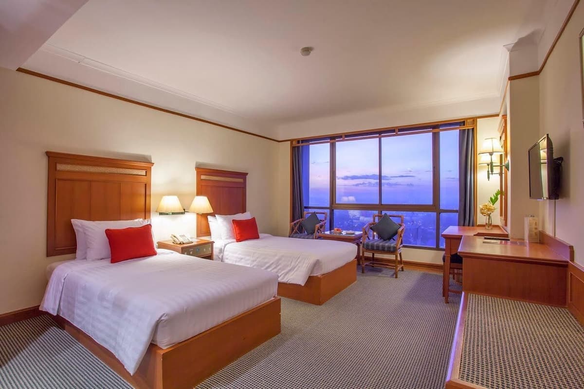 1 bedroom, minibar, in-room safe, blackout drapes