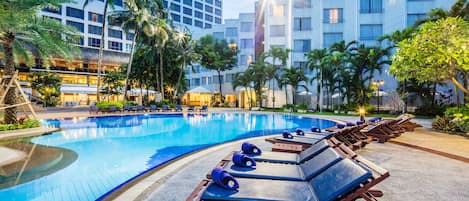 Outdoor pool, pool umbrellas