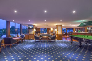 Billiards - Cholchan Pattaya Beach Resort (Pattaya)