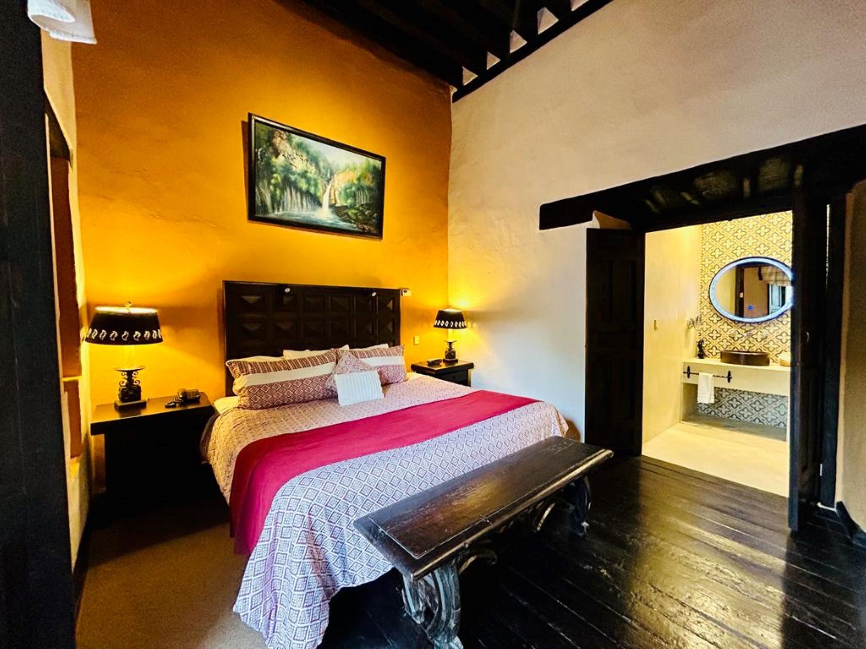 Habitación estándar, 1 cama King size | Ropa de cama de alta calidad y edredón 