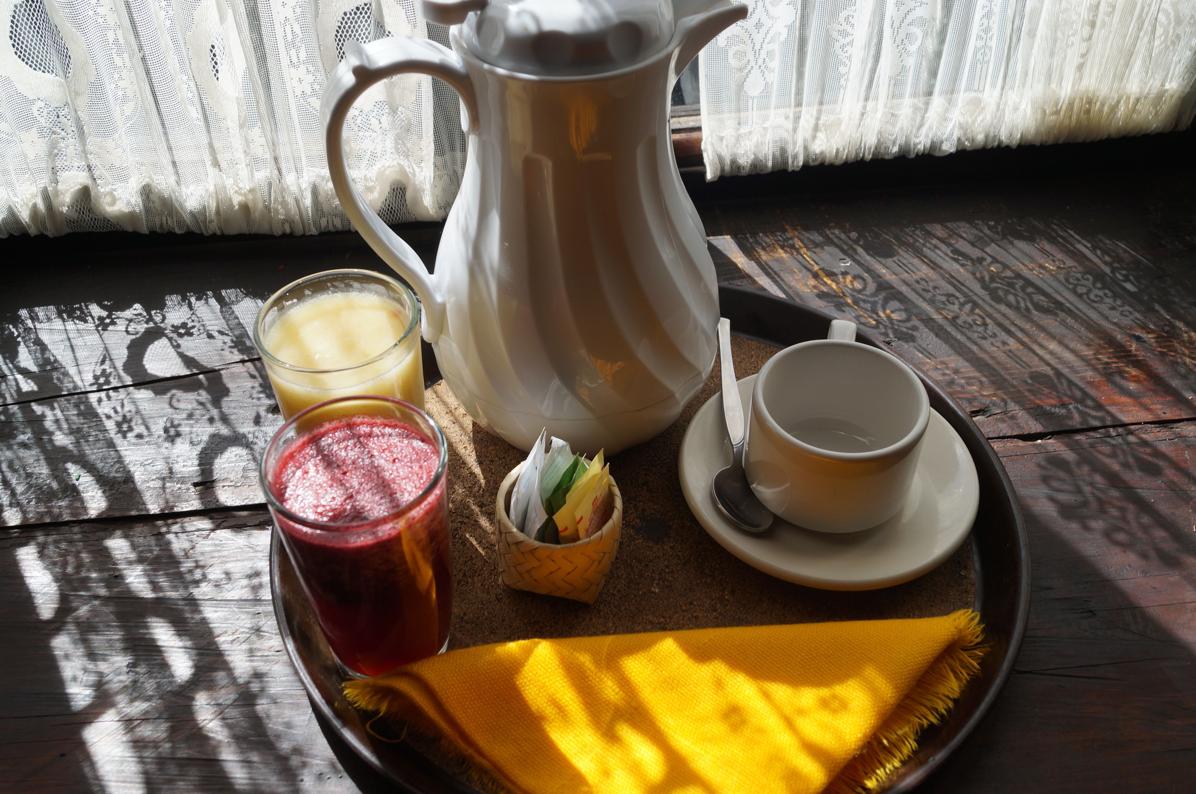 Desayuno a la carta todos los días (con cargo) 