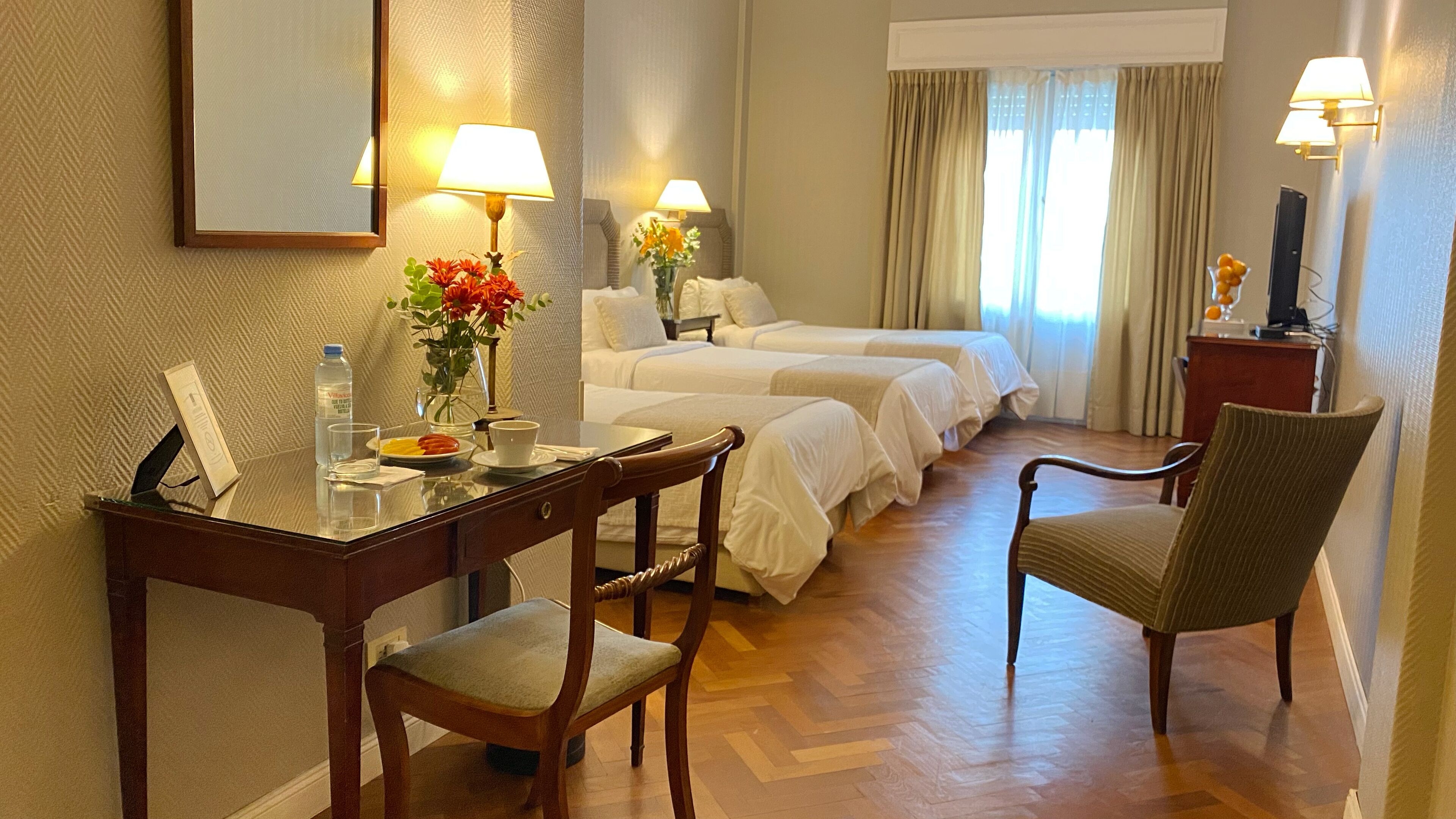 Foto - Lafayette Hotel