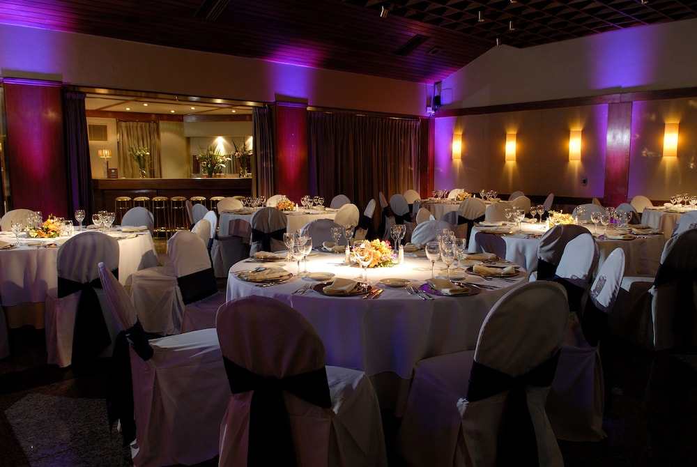 Lafayette Hotel by null