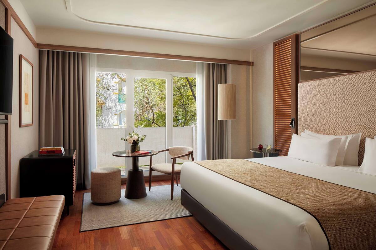 1 slaapkamer, een minibar, een kluis op de kamer, een bureau