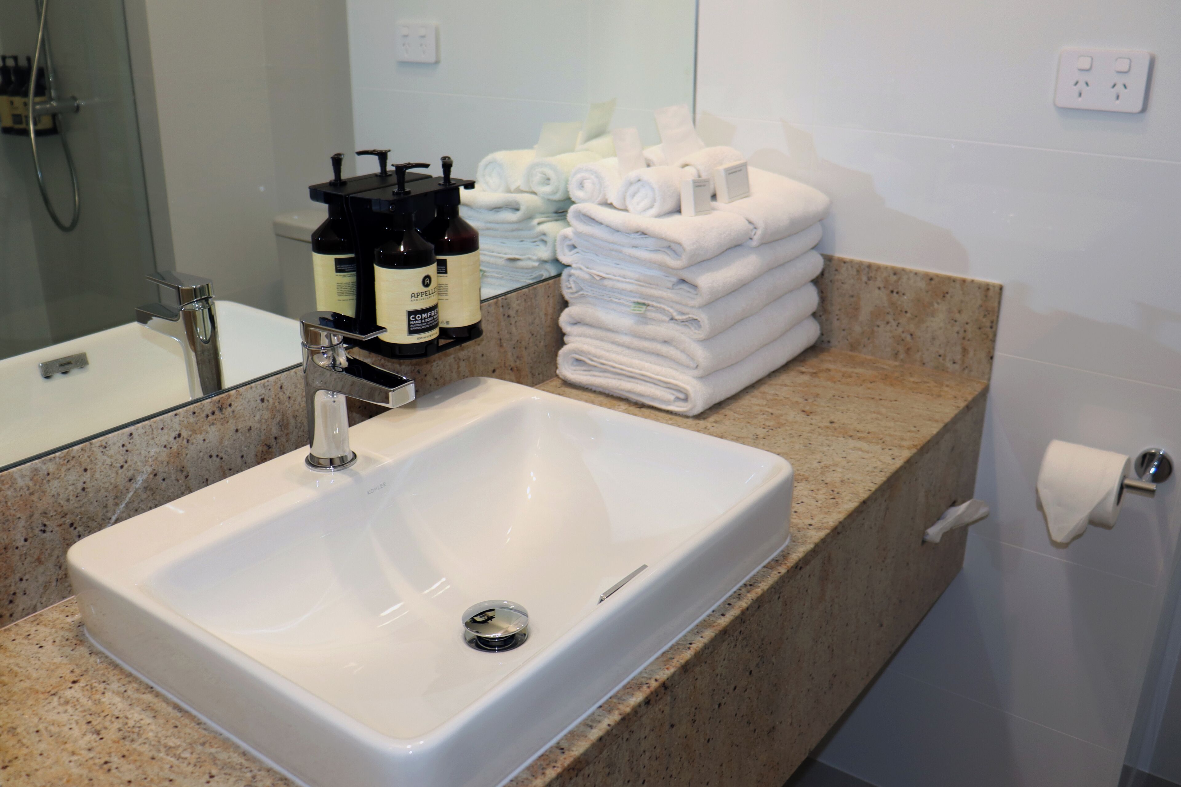 executive twin room, 2 queen beds - newly refurbished | bathroom | free toiletries, hair dryer, towels