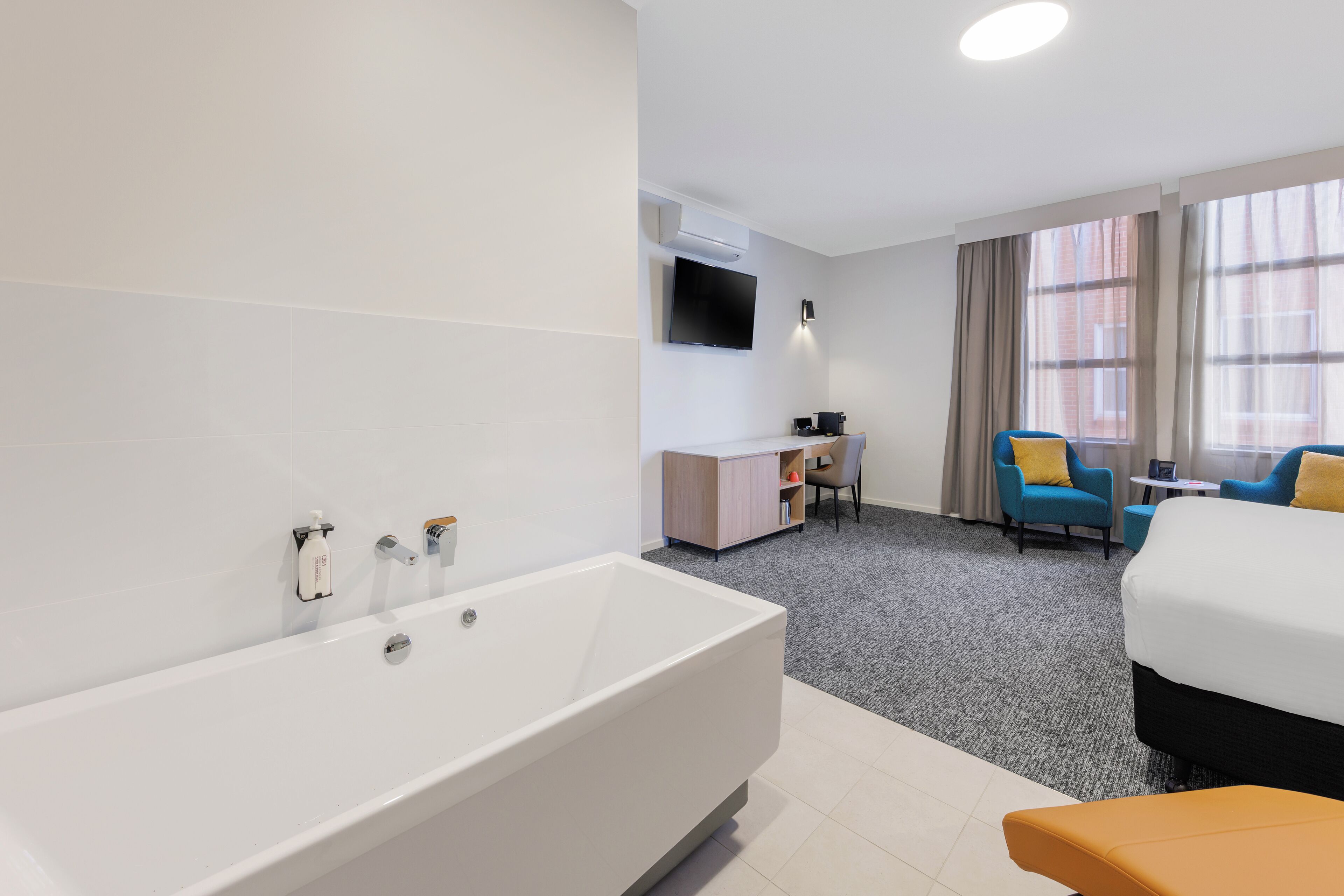 executive spa room - newly refurbished | private spa tub