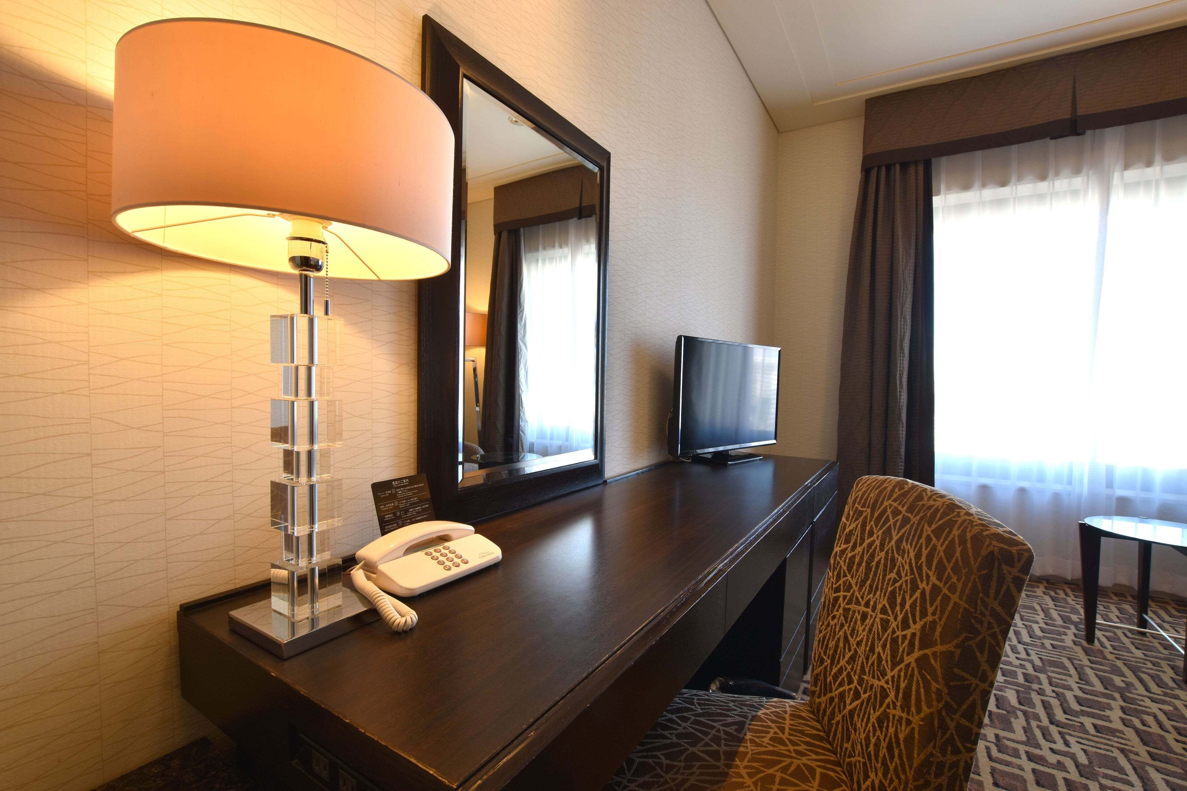 1 bedroom, premium bedding, in-room safe, desk