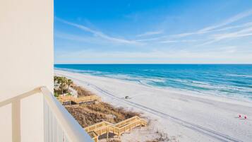 Enjoy ocean views from this beachfront hotel, with a walkway leading to the sandy beach.