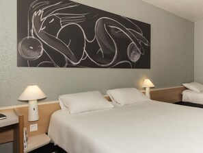 Standard Room, Multiple Beds | In-room safe, desk, blackout curtains, soundproofing - ibis La Bresse Gerardmer (La Bresse)