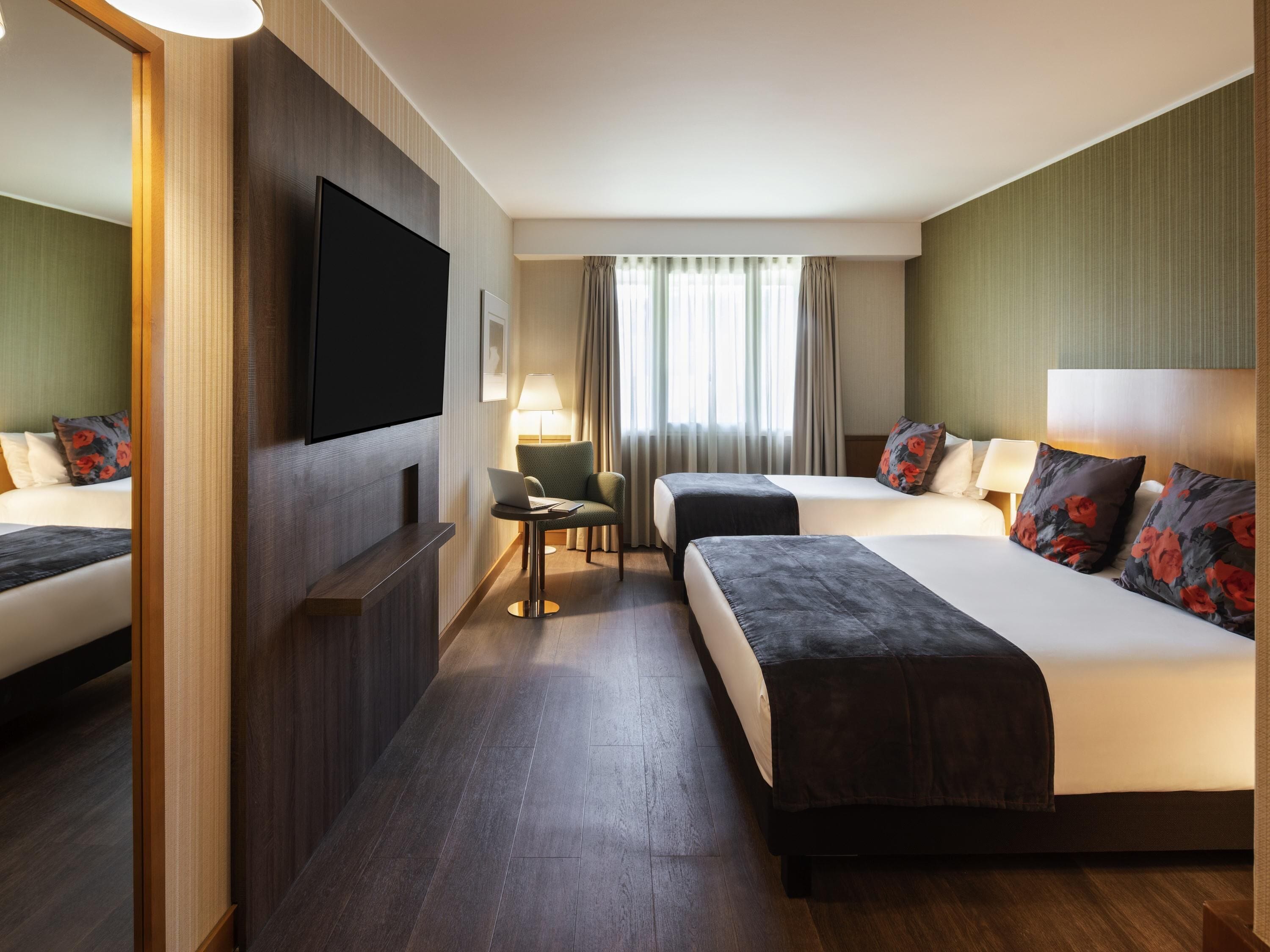 Hypo-allergenic bedding, down duvets, minibar, in-room safe