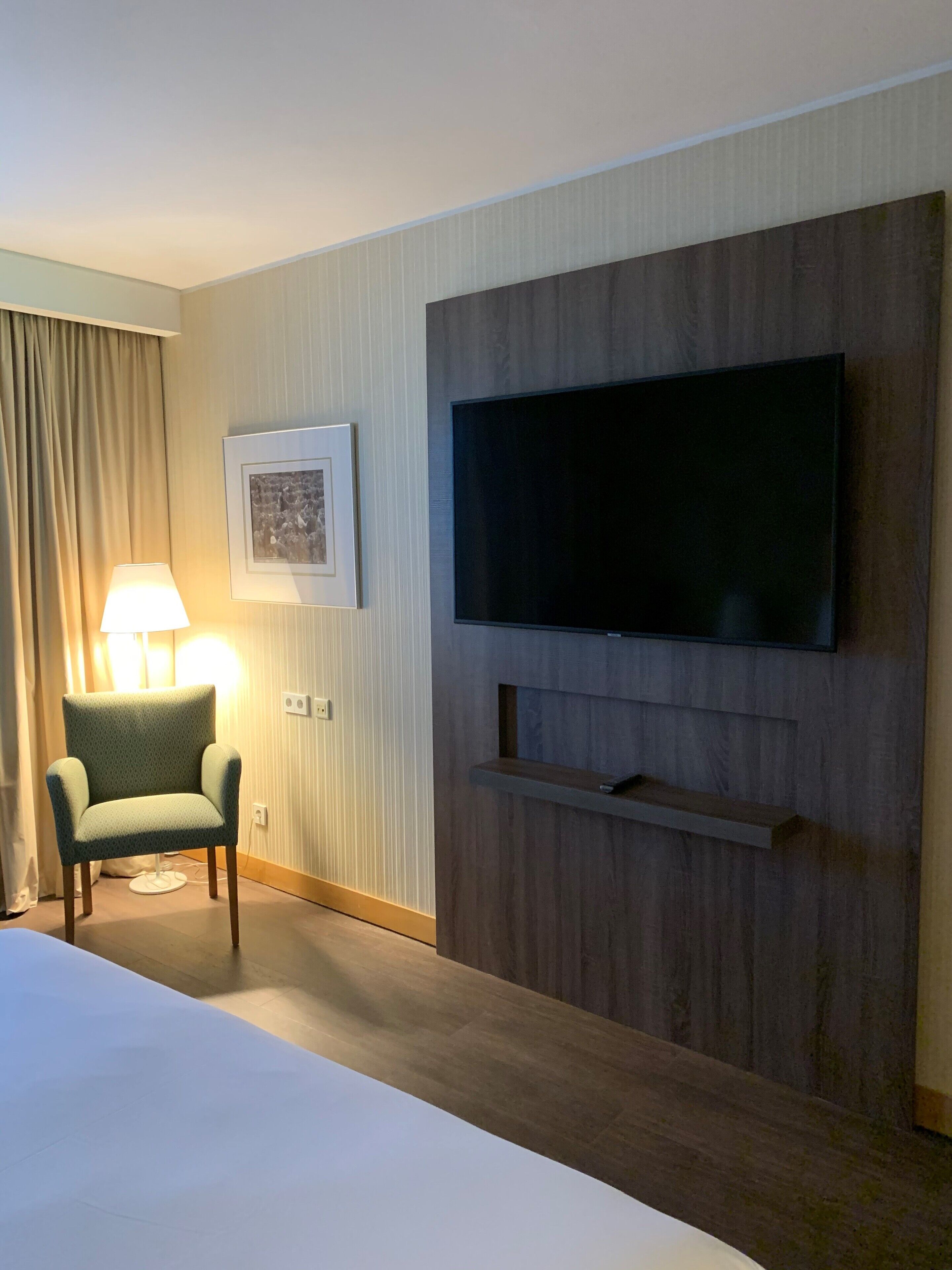 superior room, 1 double bed | hypo-allergenic bedding, down duvets, minibar, in-room safe