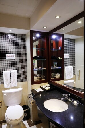 Chuveiro/banheira combinados, chuveiro com efeito de chuva