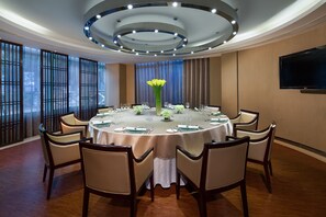 Tempat makan keluarga