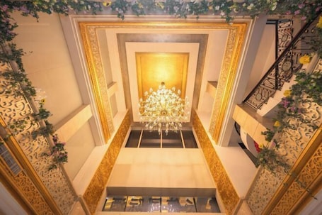 Interior. Changxin International Hotel