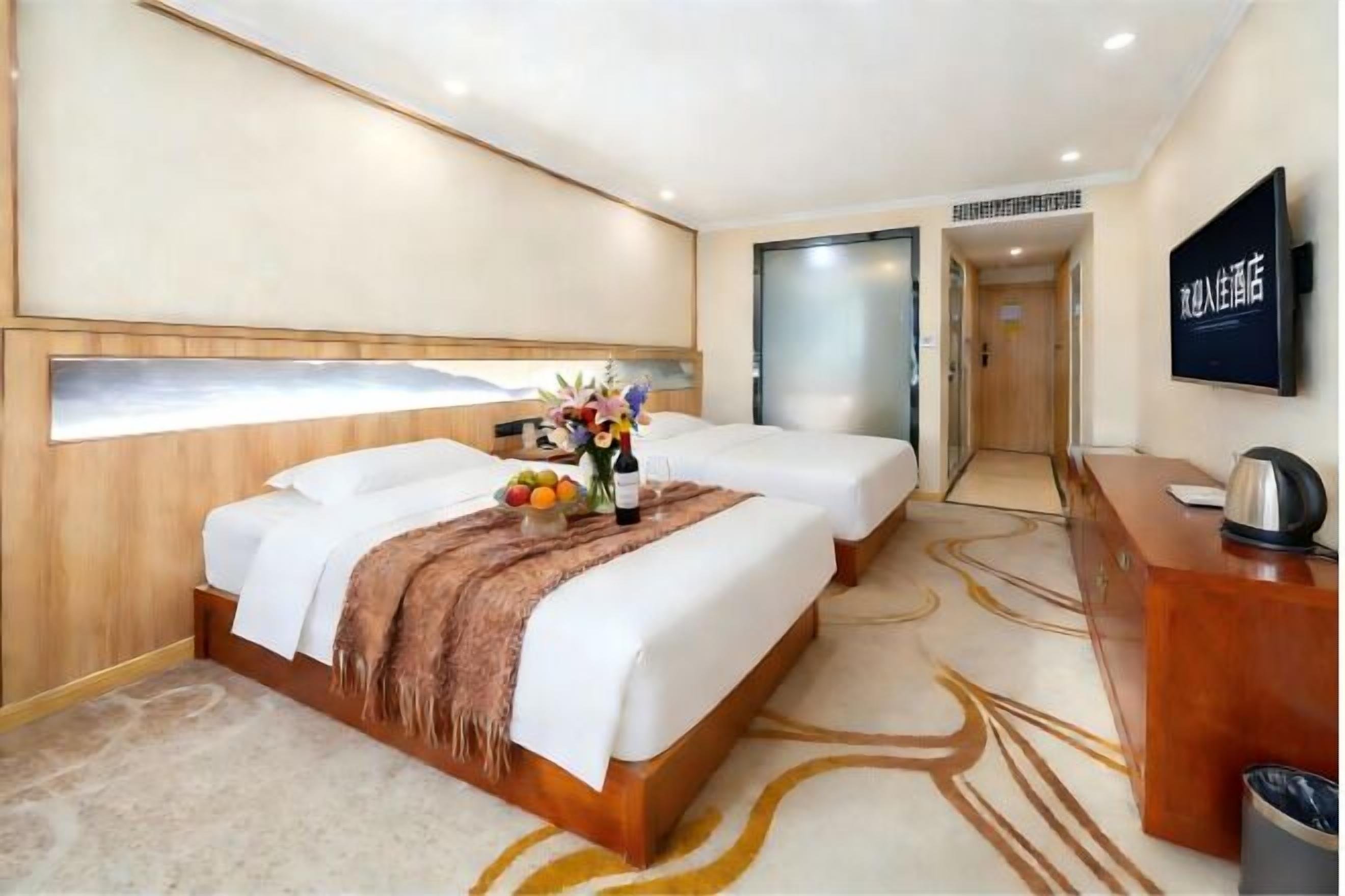 Internet, alarm clocks