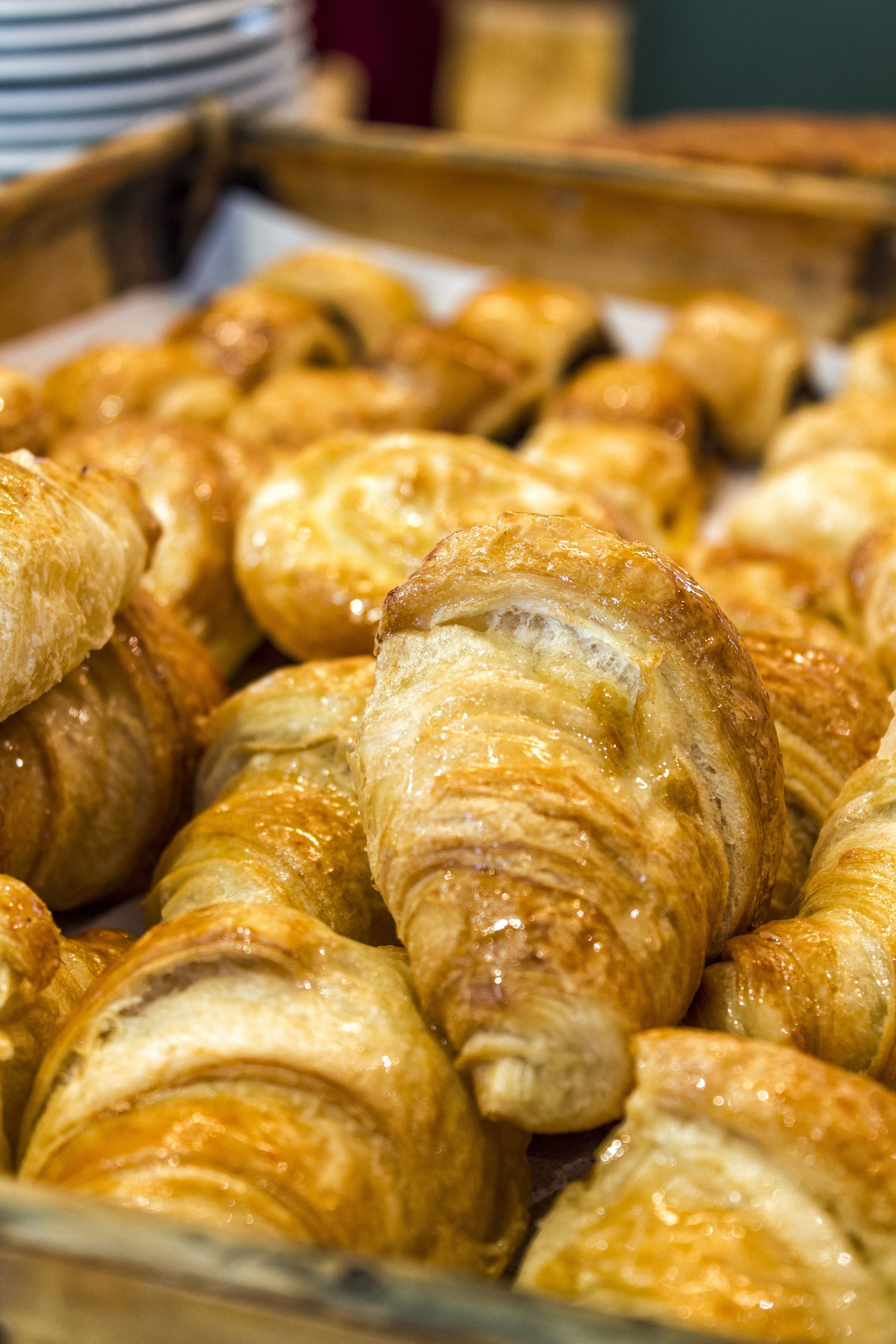 Buffet breakfast on weekdays (EUR 9 per person)