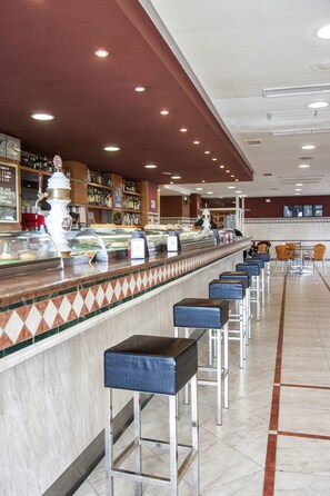 Bar (in der Unterkunft)