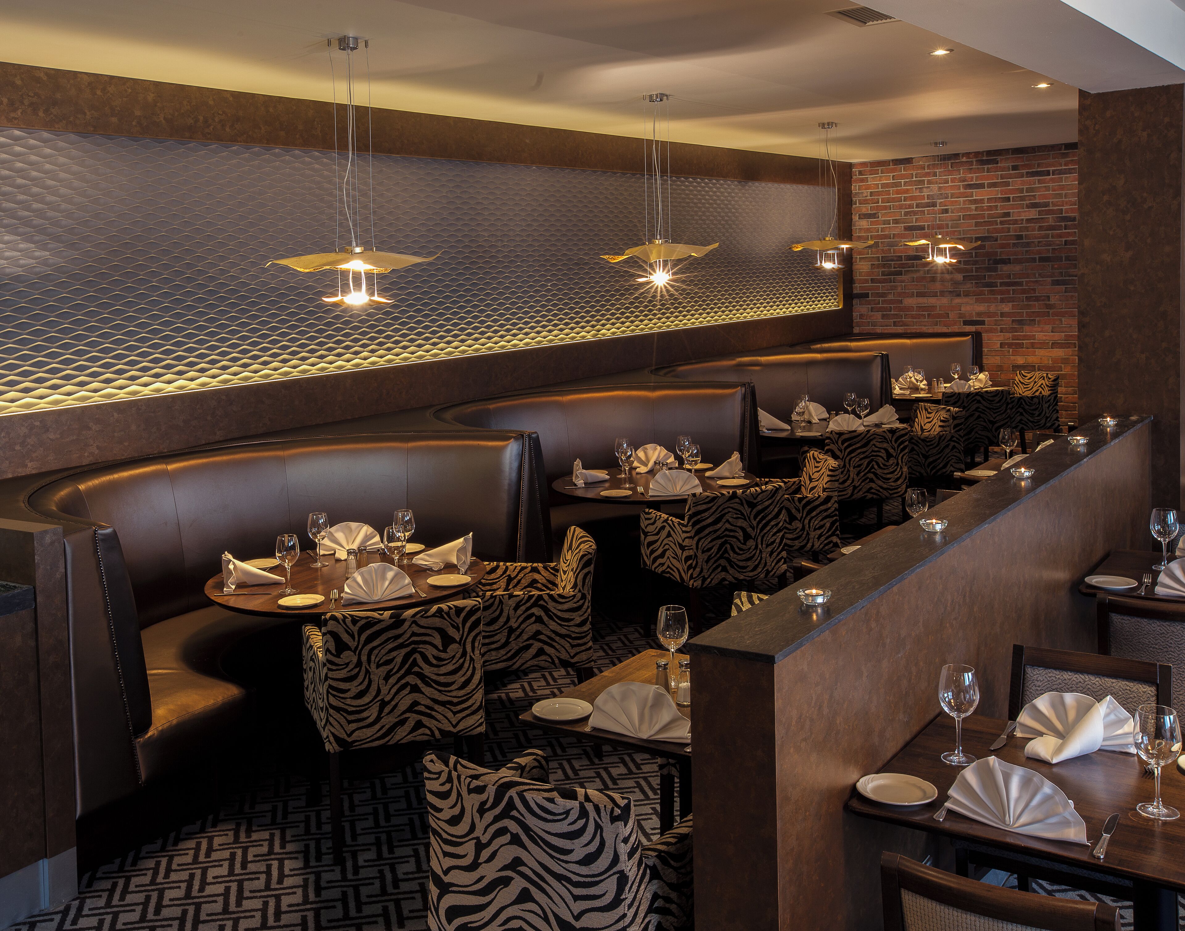 lunch and dinner served