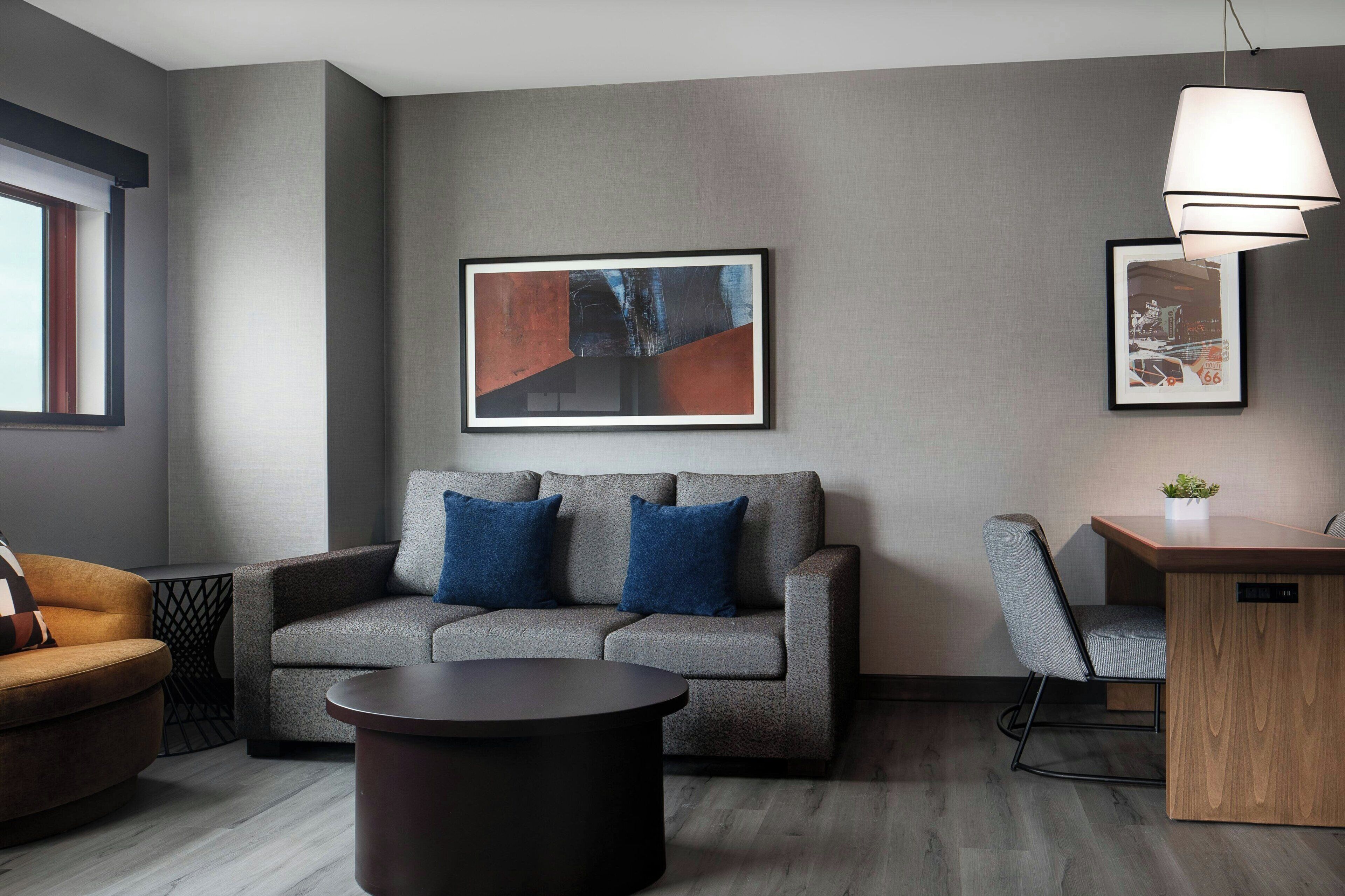Photo - Renaissance Tulsa Hotel & Convention Center