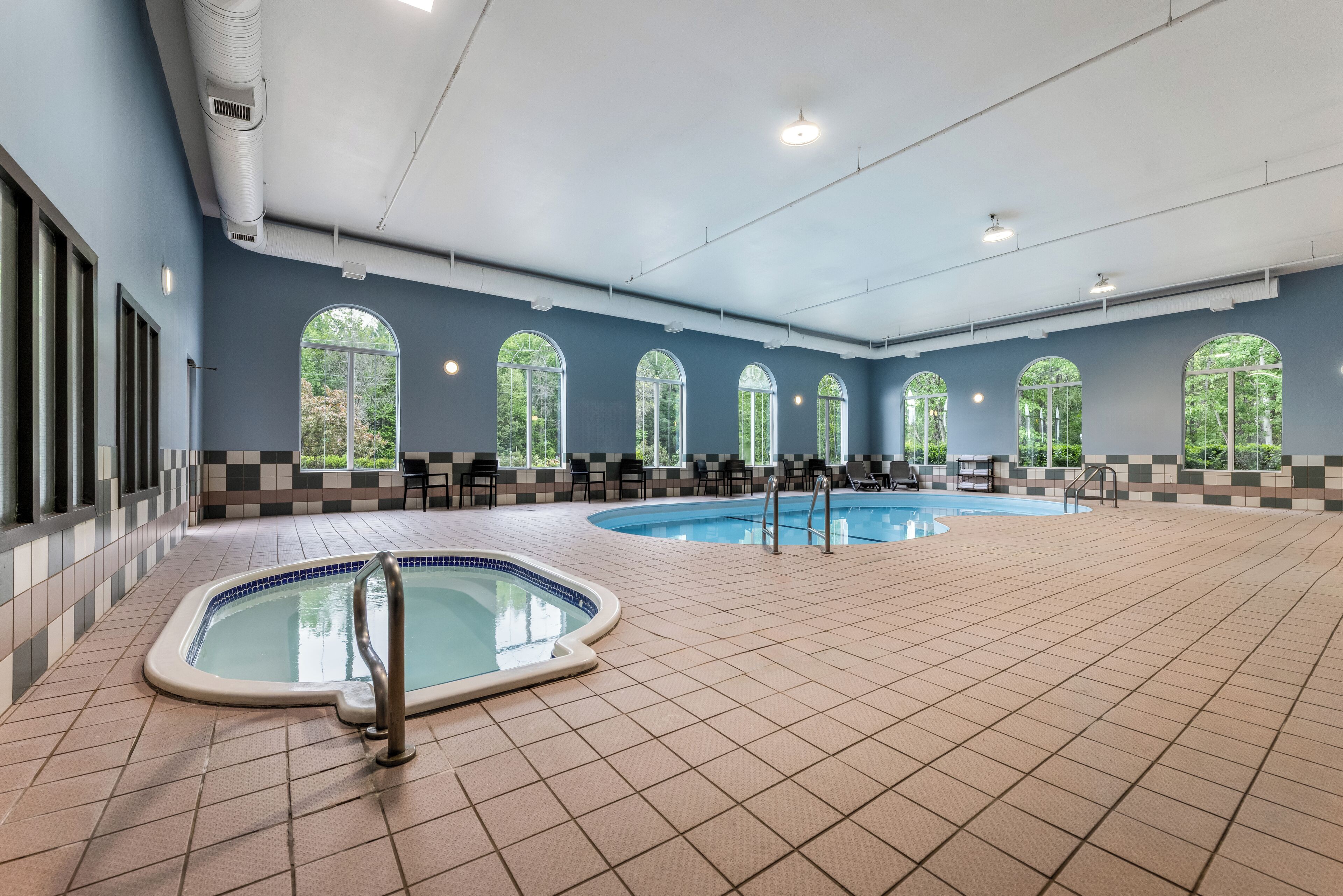 室內 SPA 浴池