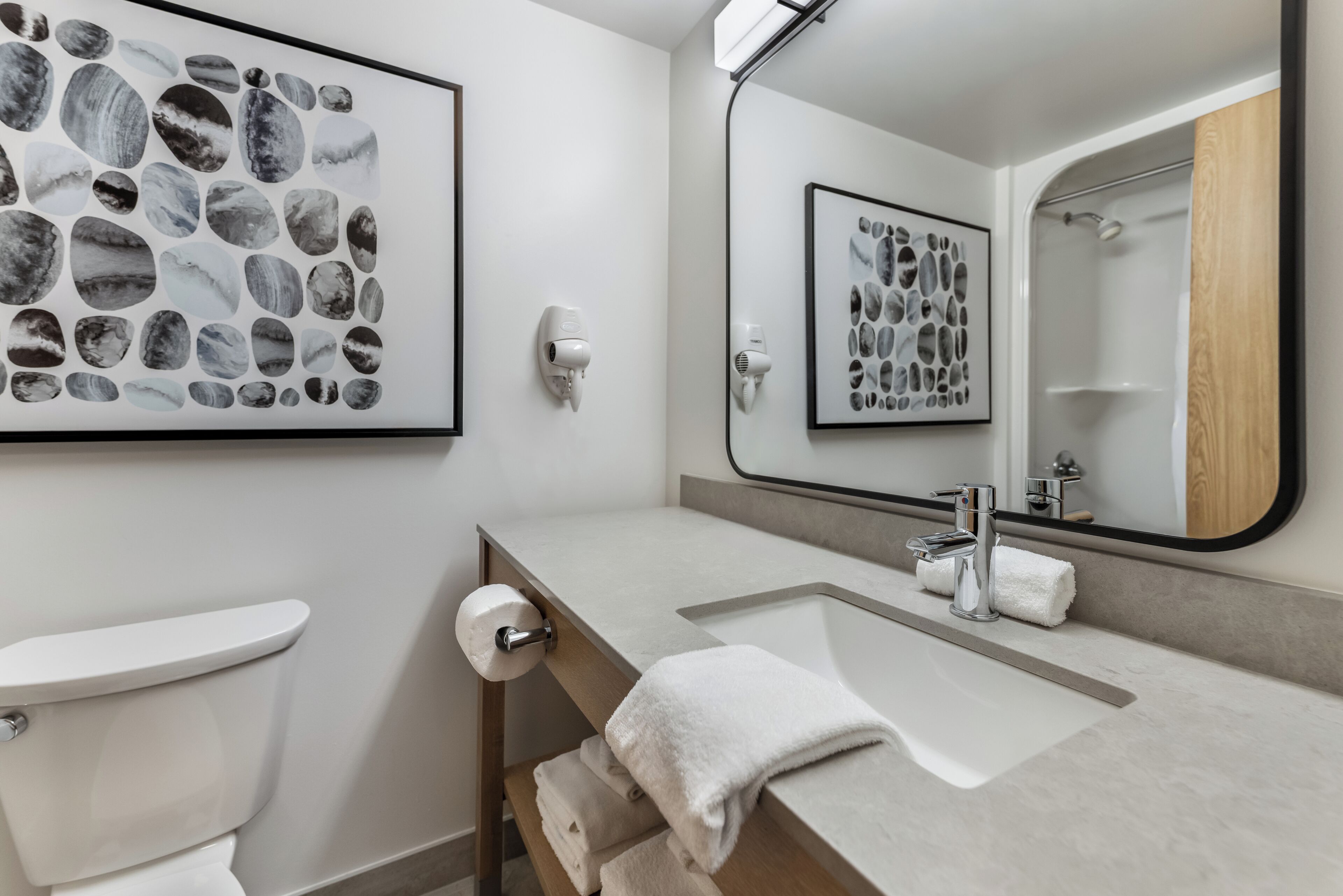 Executive Suite, 1 King Bed, Non Smoking | Bathroom