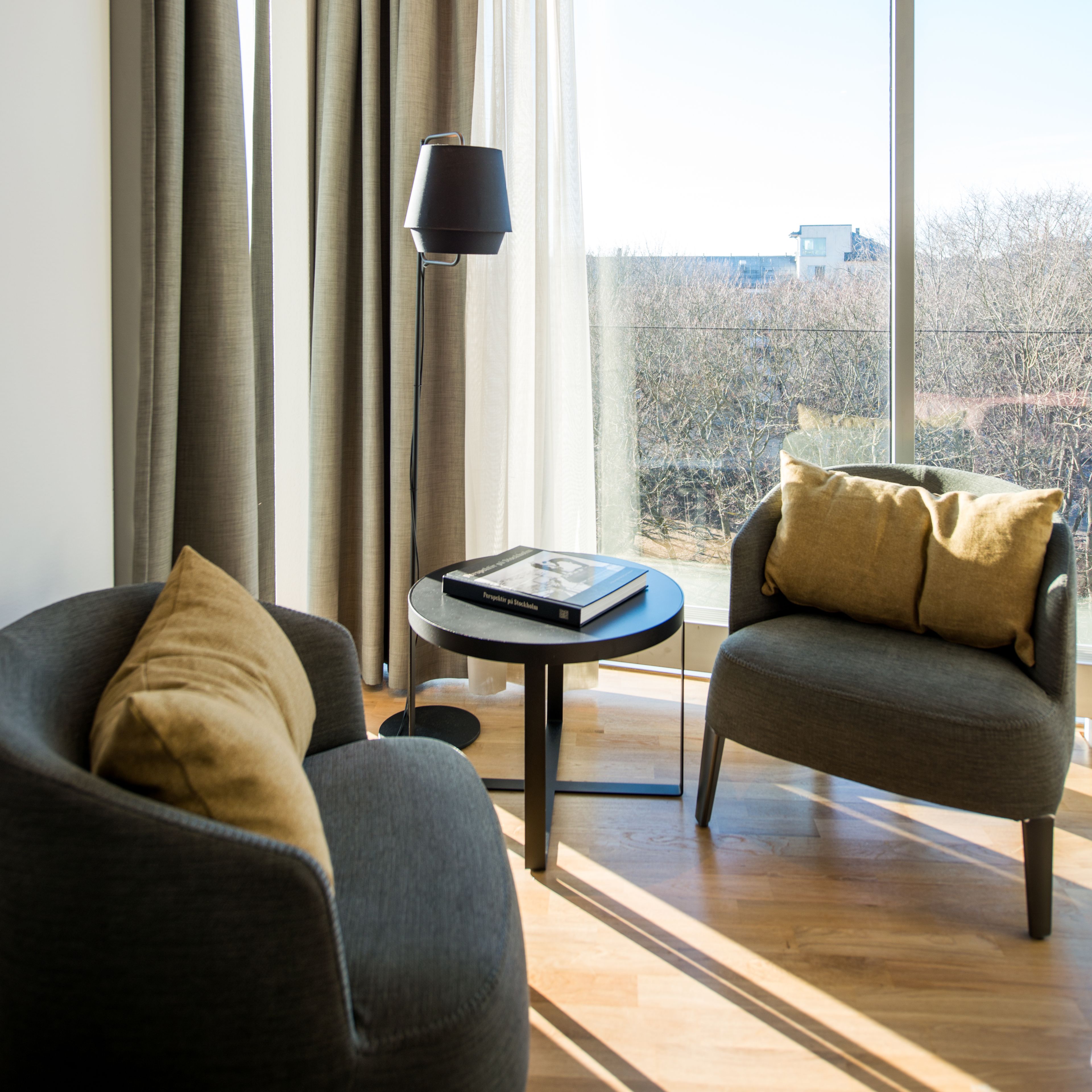 1 bedroom, minibar, desk, laptop workspace