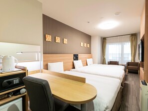 Standard Twin Room, 2 Single Beds, Non Smoking (with 1 Extra bed) - Comfort Hotel Osaka Shinsaibashi (Osaka)