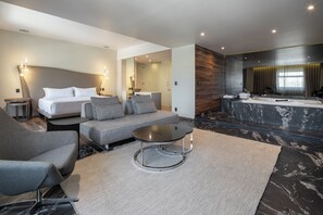 Superior Suite, Hot Tub